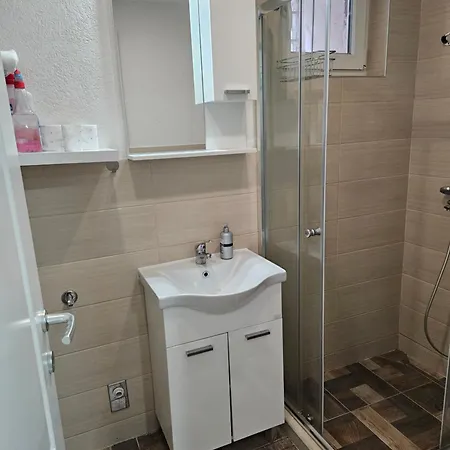 Bascarsija Lejla Free Parking Szarajevó